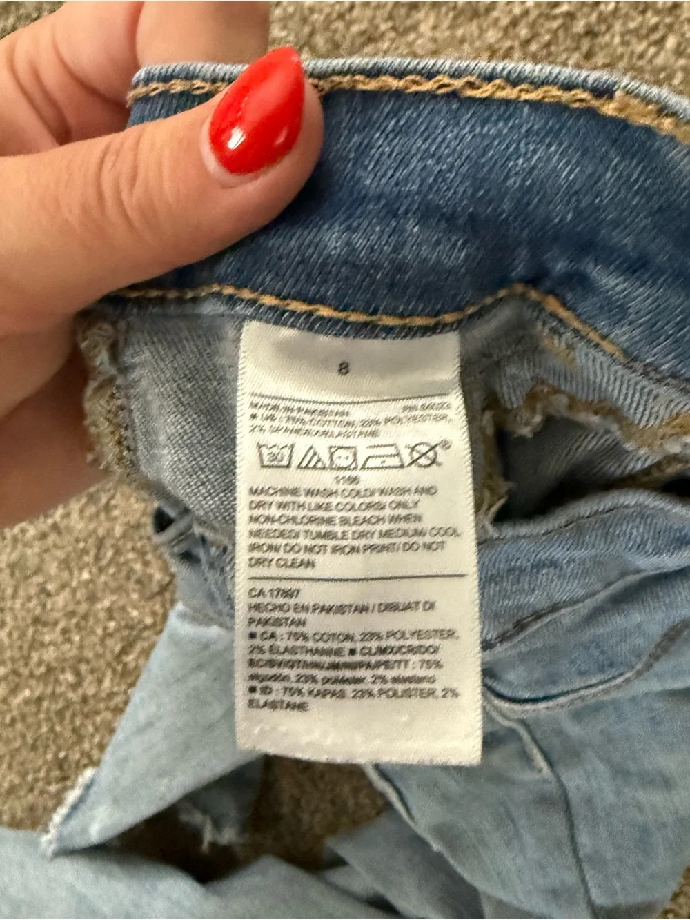 Girls Old Navy stretch denim distressed jeans size 8